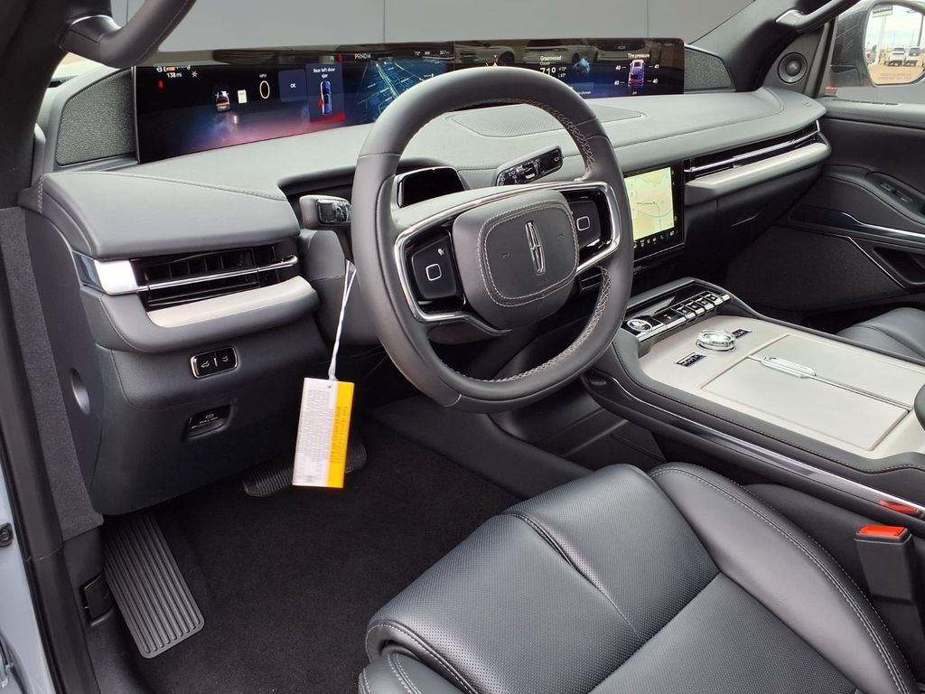 2026 Lincoln Navigator Reserve - Photo 13