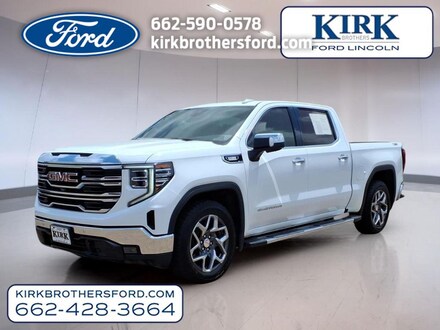 2022 GMC Sierra SLT Crew Cab