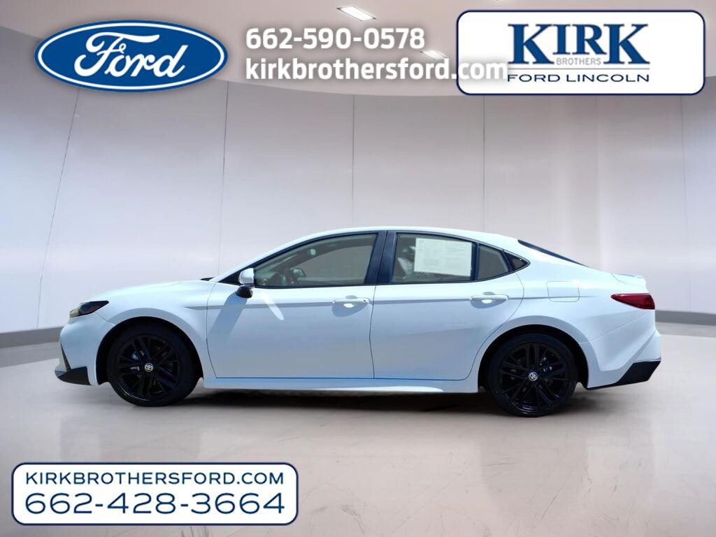 Used 2025 Toyota Camry Hybrid SE Sedan