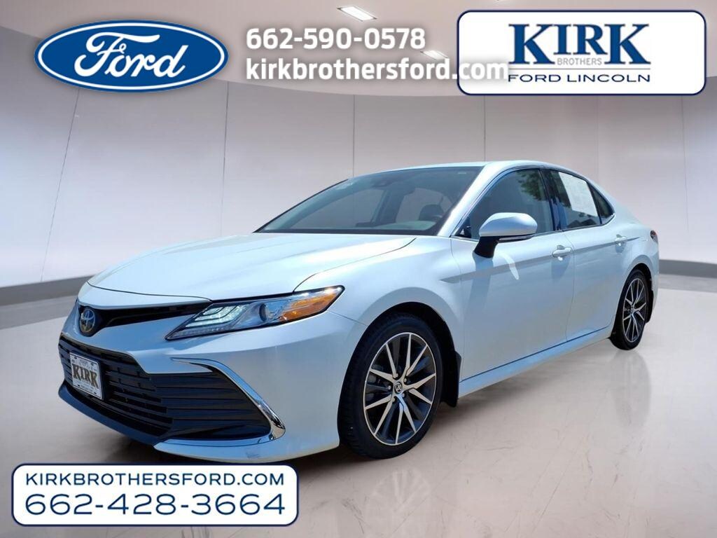 Used 2024 Toyota Camry XLE Sedan