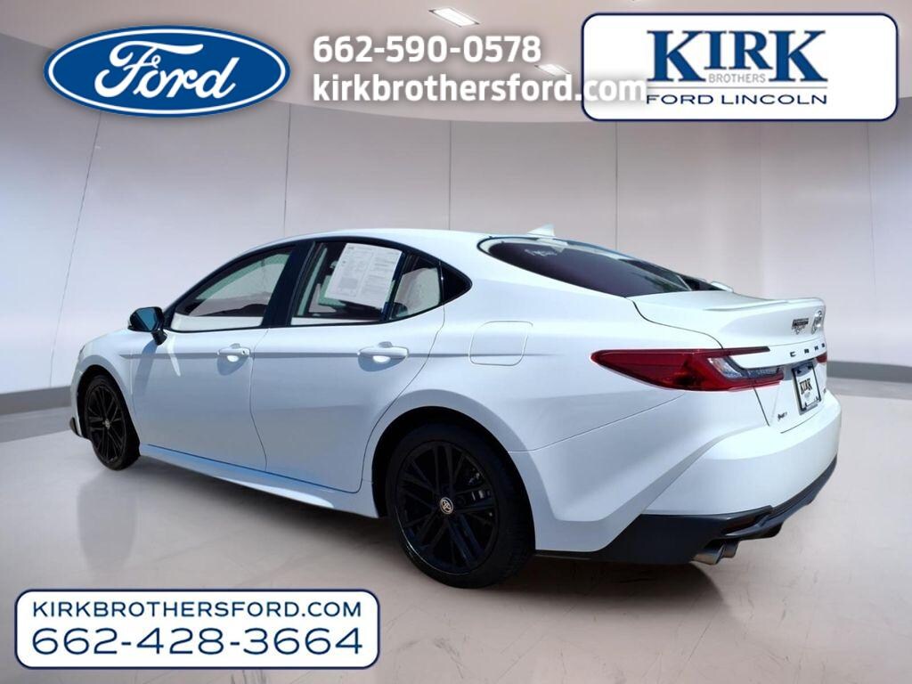 Used 2025 Toyota Camry Hybrid SE Sedan
