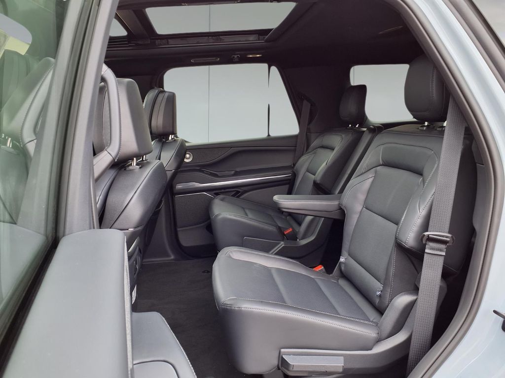 2026 Lincoln Navigator Reserve - Photo 23