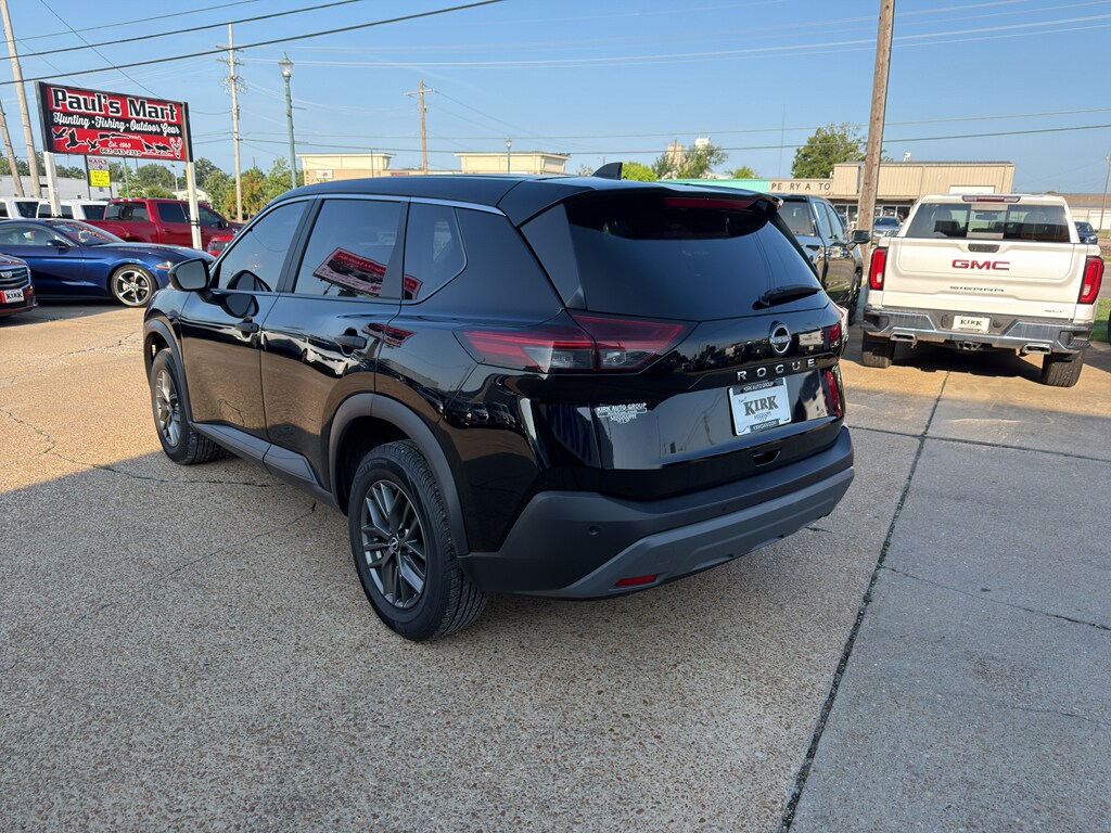 Used 2023 Nissan Rogue S Sport Utility