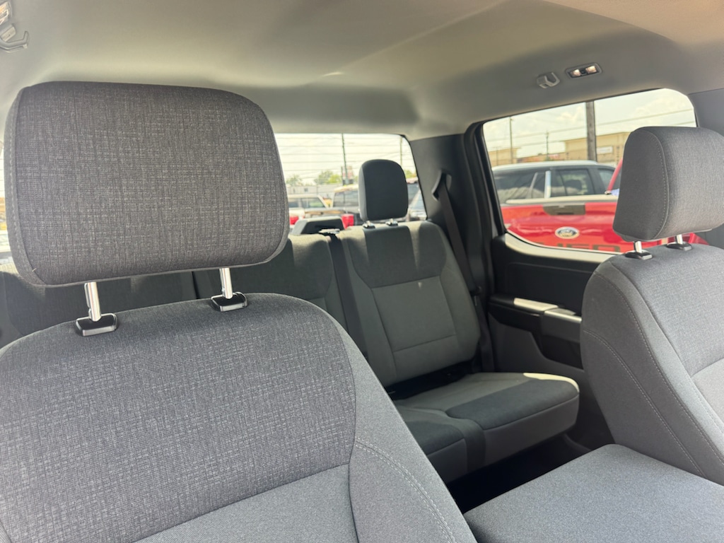2025 Ford F-150 XLT - Photo 23