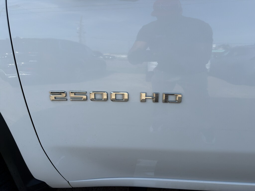 2025 Chevrolet Silverado 2500HD LTZ - Photo 18