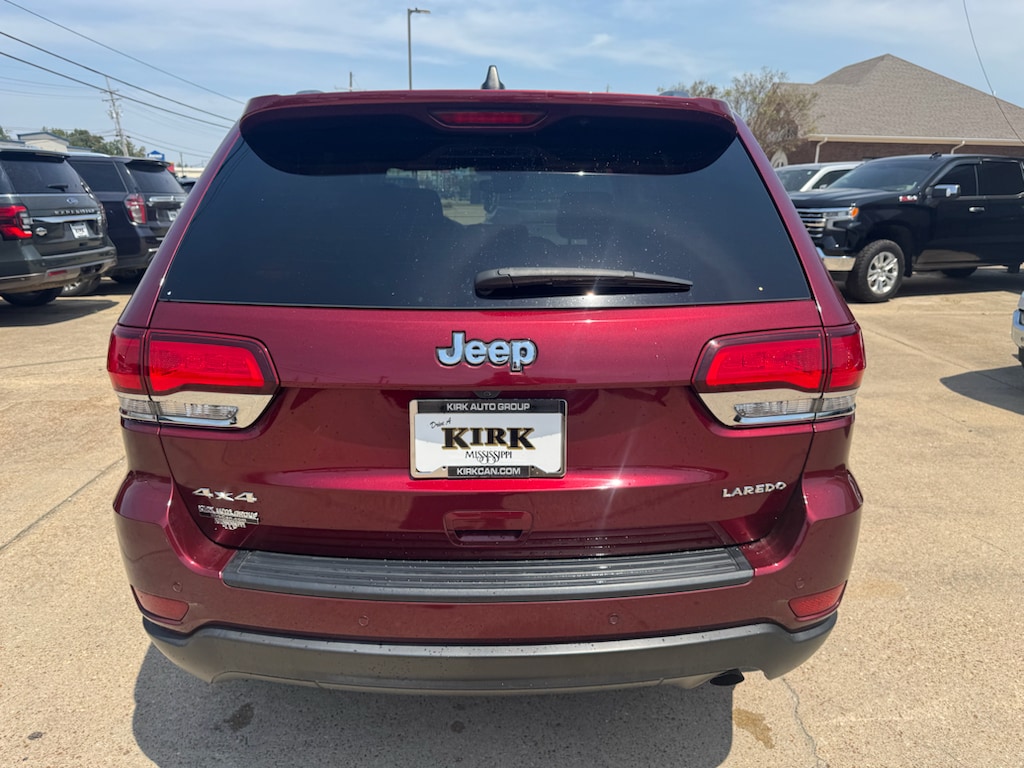 Used 2021 Jeep Grand Cherokee Laredo E Sport Utility