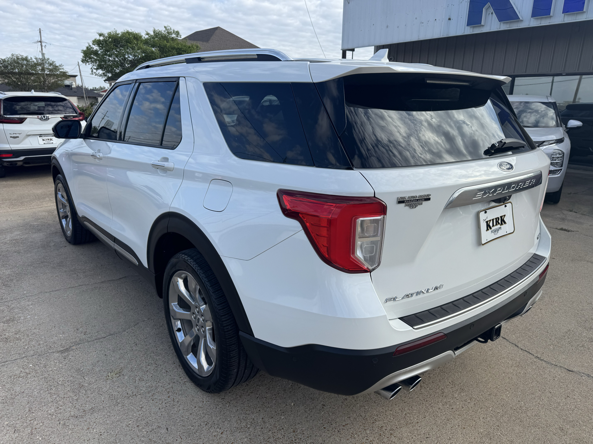 Used 2020 Ford Explorer Platinum SUV