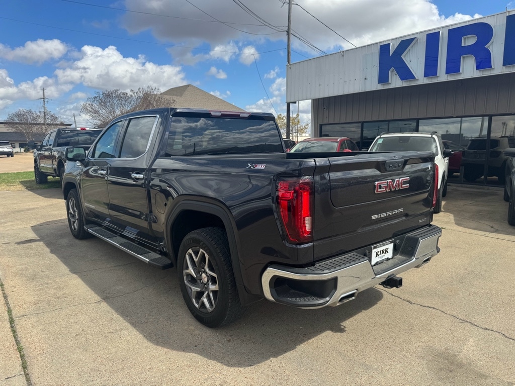 Used 2023 GMC Sierra SLT Cab; Crew