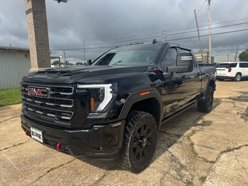 2025 GMC Sierra 4WD Crew Cab Standard Box AT4's photo