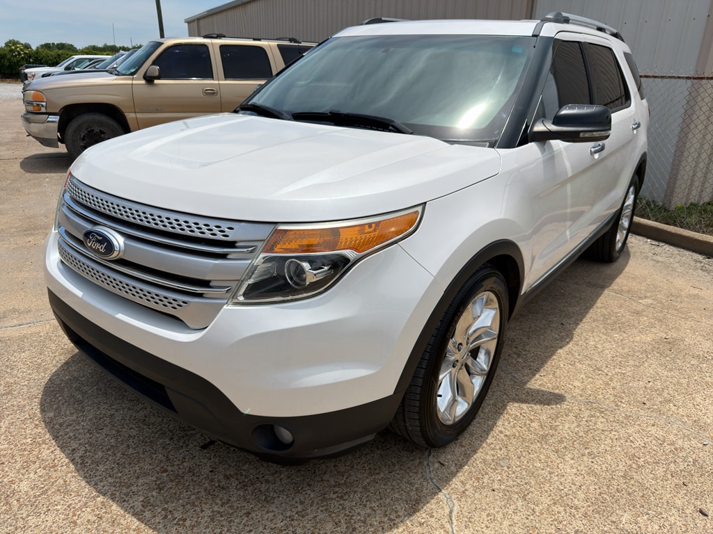 2014 Ford Explorer XLT's photo