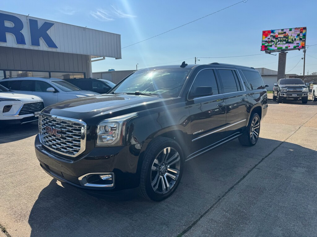 Used 2018 GMC Yukon XL Denali Sport Utility