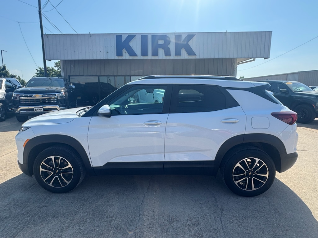 Used 2025 Chevrolet Trailblazer LT Sport Utility