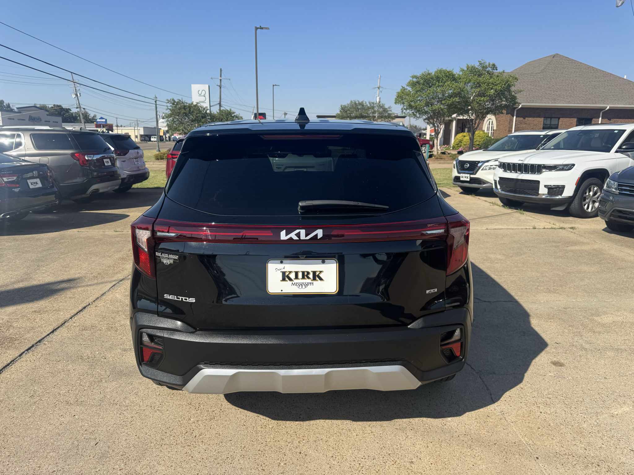 Used 2026 Kia Seltos LX Sport Utility