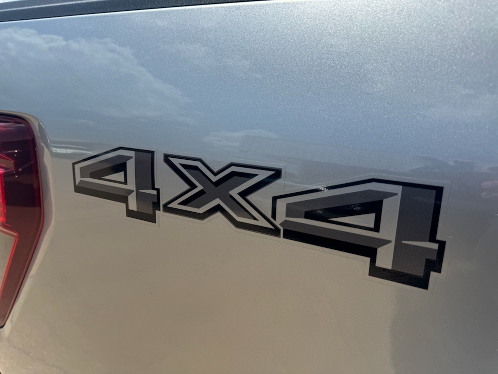 2025 Ford F-150 XLT - Photo 14