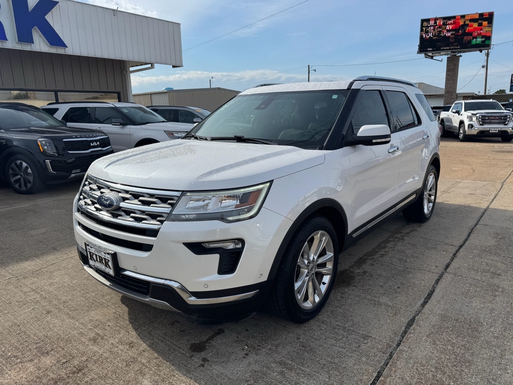 2018 Ford Explorer Limited FWD's photo