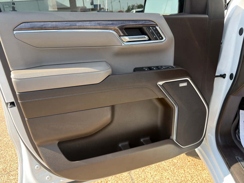 2024 Chevrolet Silverado 1500 LTZ - Photo 40
