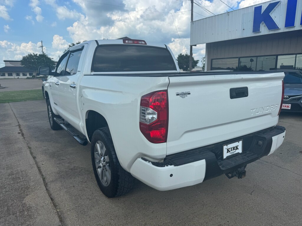 2017 Toyota Tundra Limited photo 3