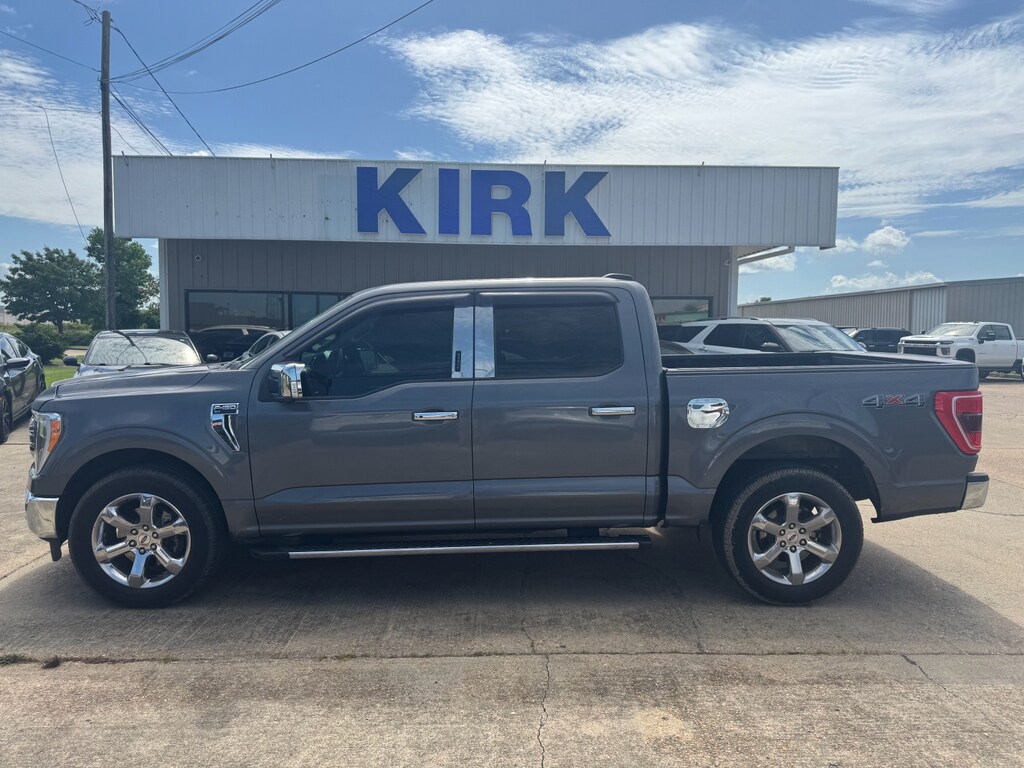 2021 Ford F-150 XLT photo 2