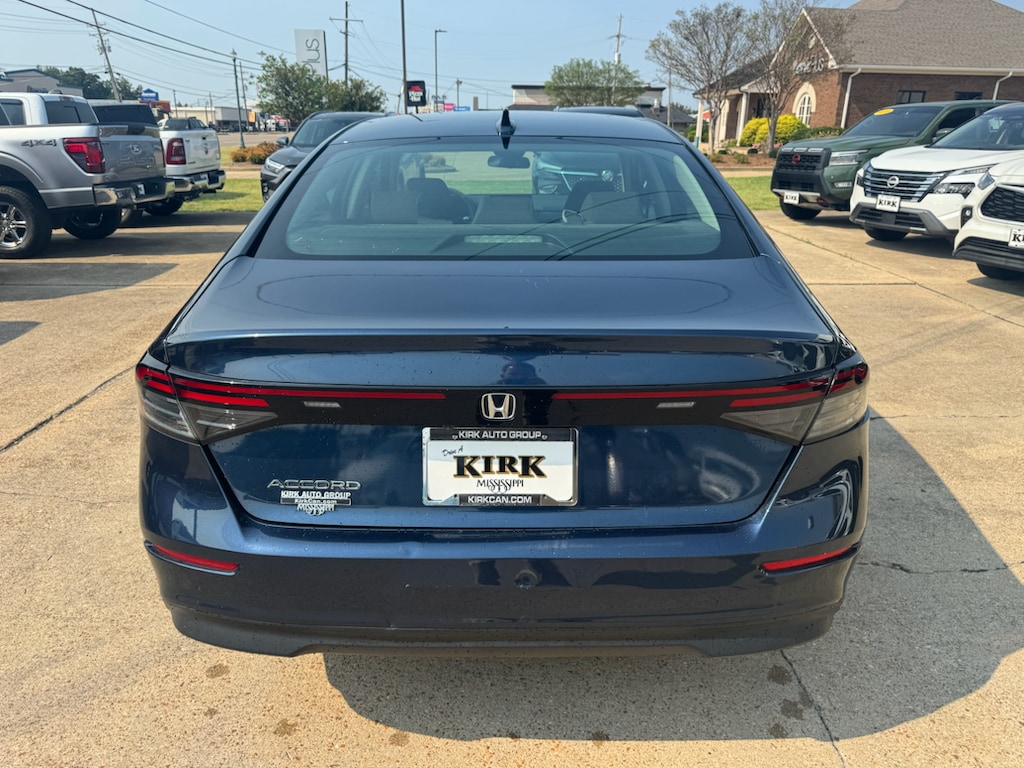 Used 2024 Honda Accord EX Sedan