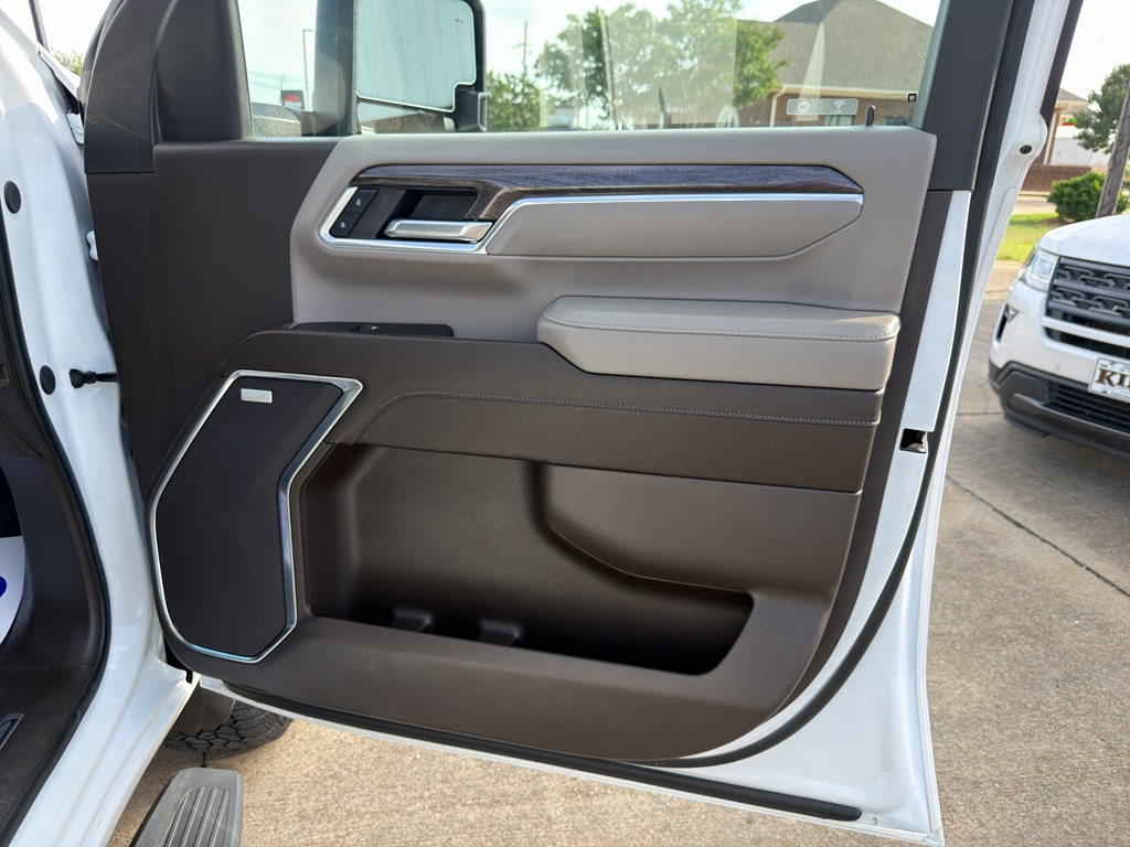 2025 Chevrolet Silverado 2500HD LTZ - Photo 35