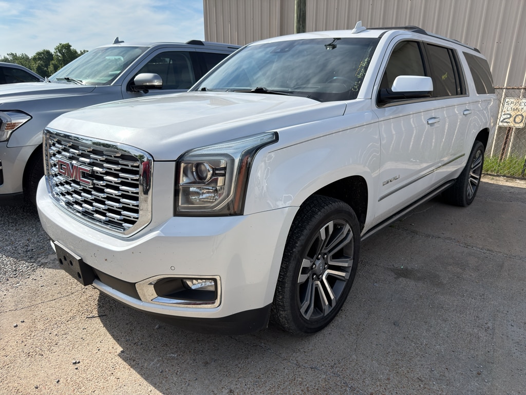 2019 GMC Yukon Denali 2WD's photo