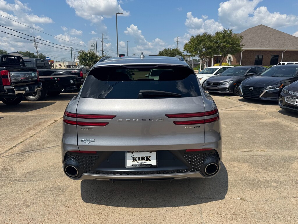 2022 Genesis GV70 3.5T Sport photo 4