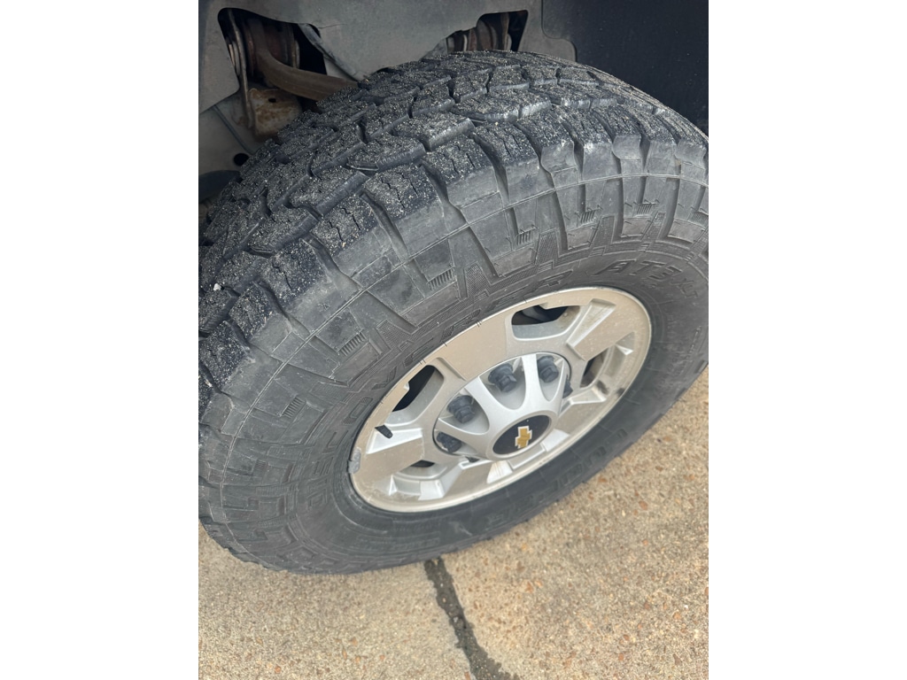Used 2011 Chevrolet Silverado LT Crew Cab