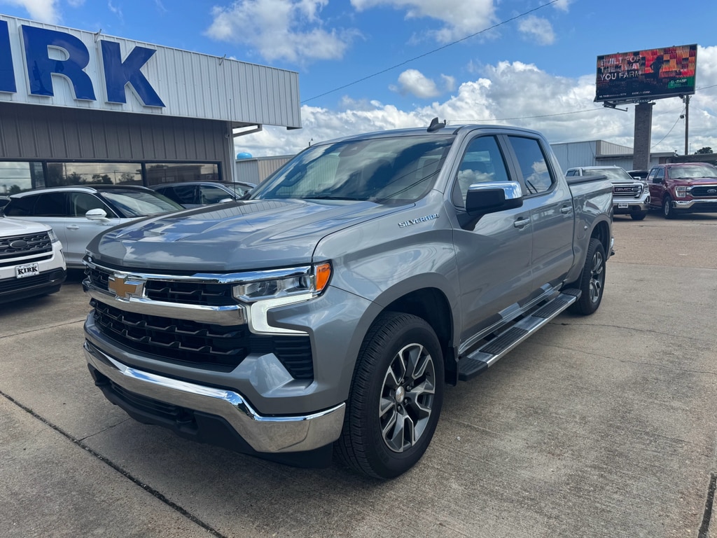 2024 Chevrolet Silverado 1500 LT 2FL 4X4 Crew Cab Short Box's photo
