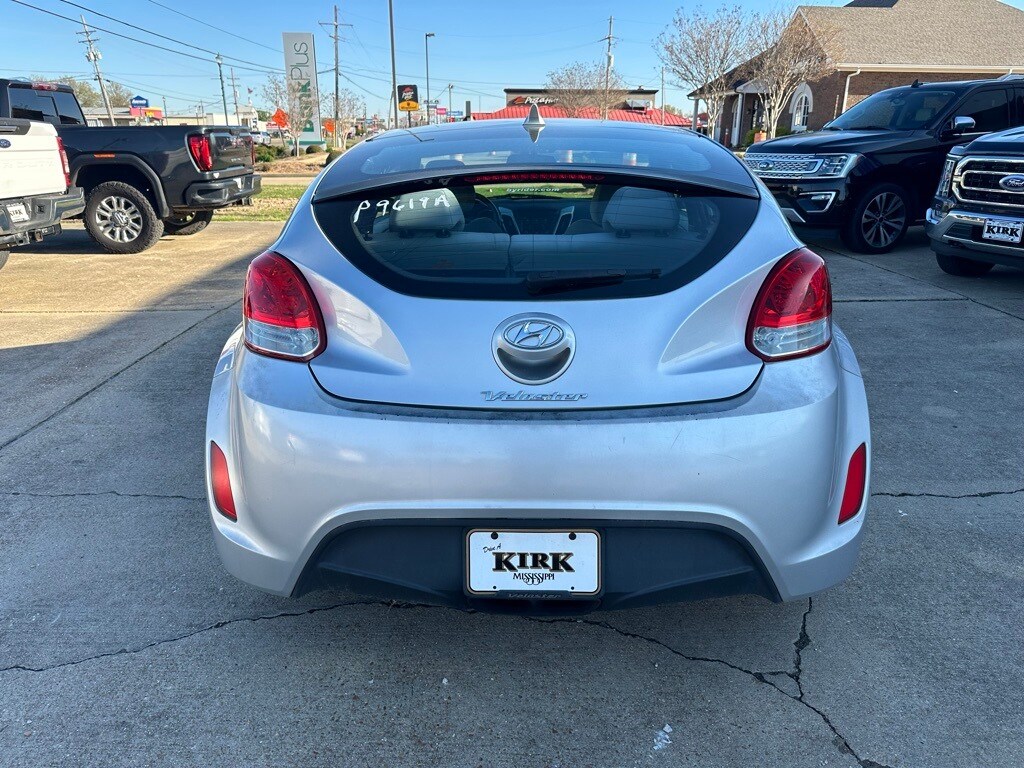 2012 Hyundai Veloster photo 4