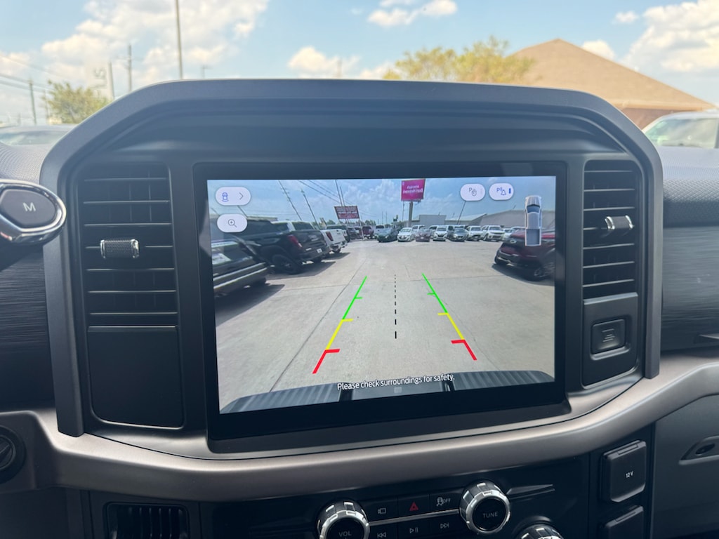 2025 Ford F-150 XLT - Photo 33