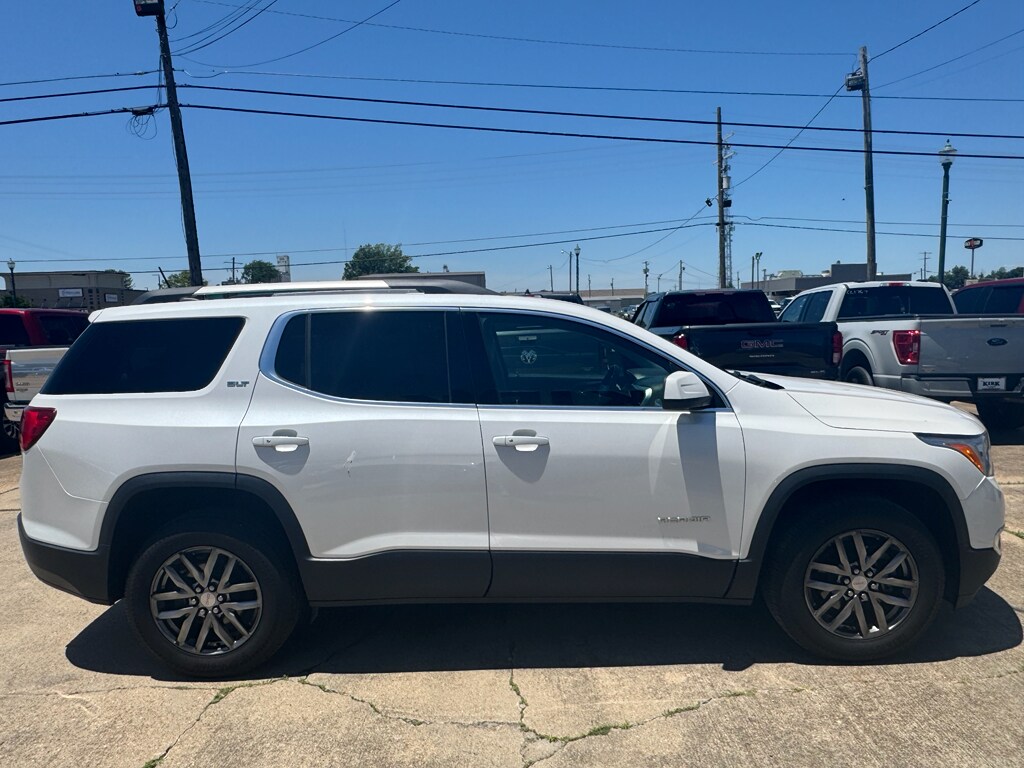 2017 Gmc Acadia SLT photo 3