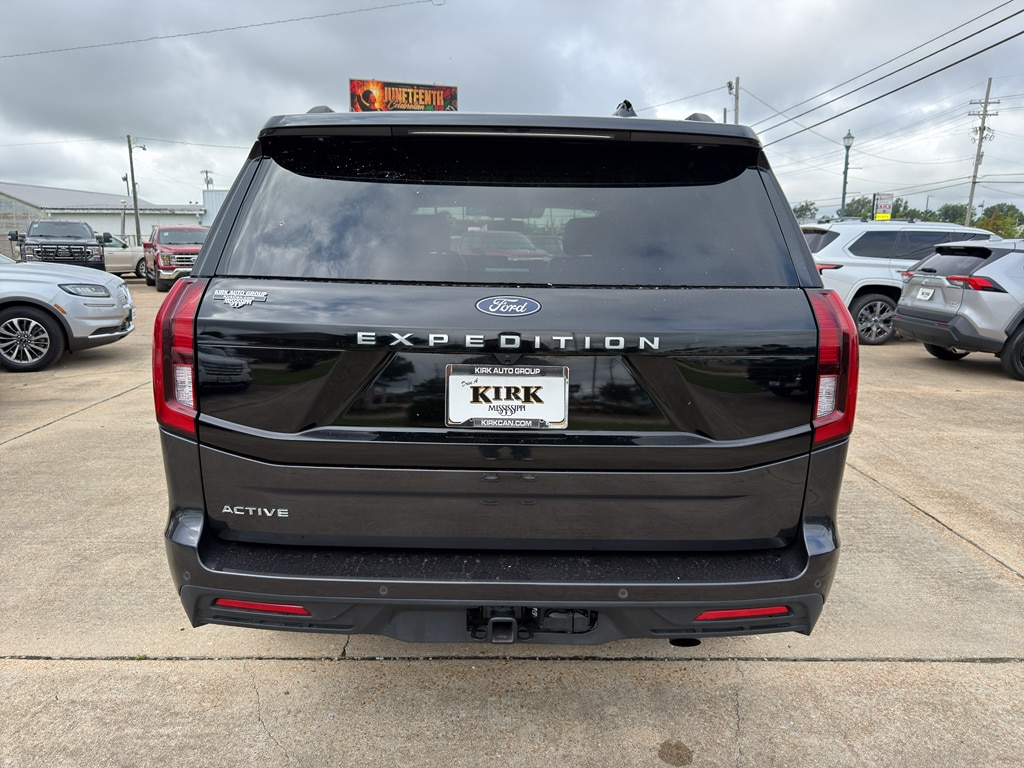 Used 2025 Ford Expedition Active Sport Utility