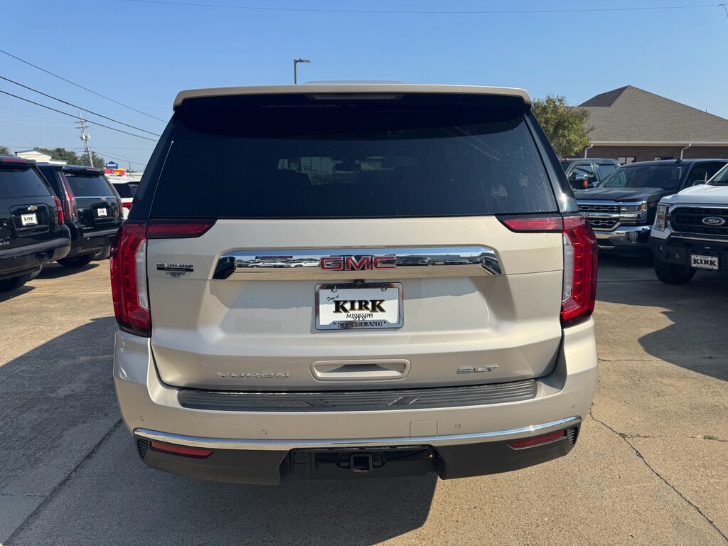 2021 Gmc Yukon SLT photo 4