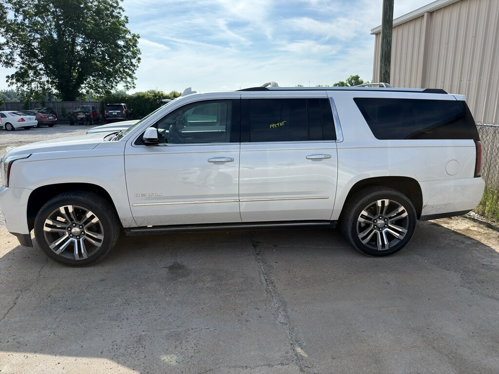 Used 2019 GMC Yukon XL Denali Sport Utility