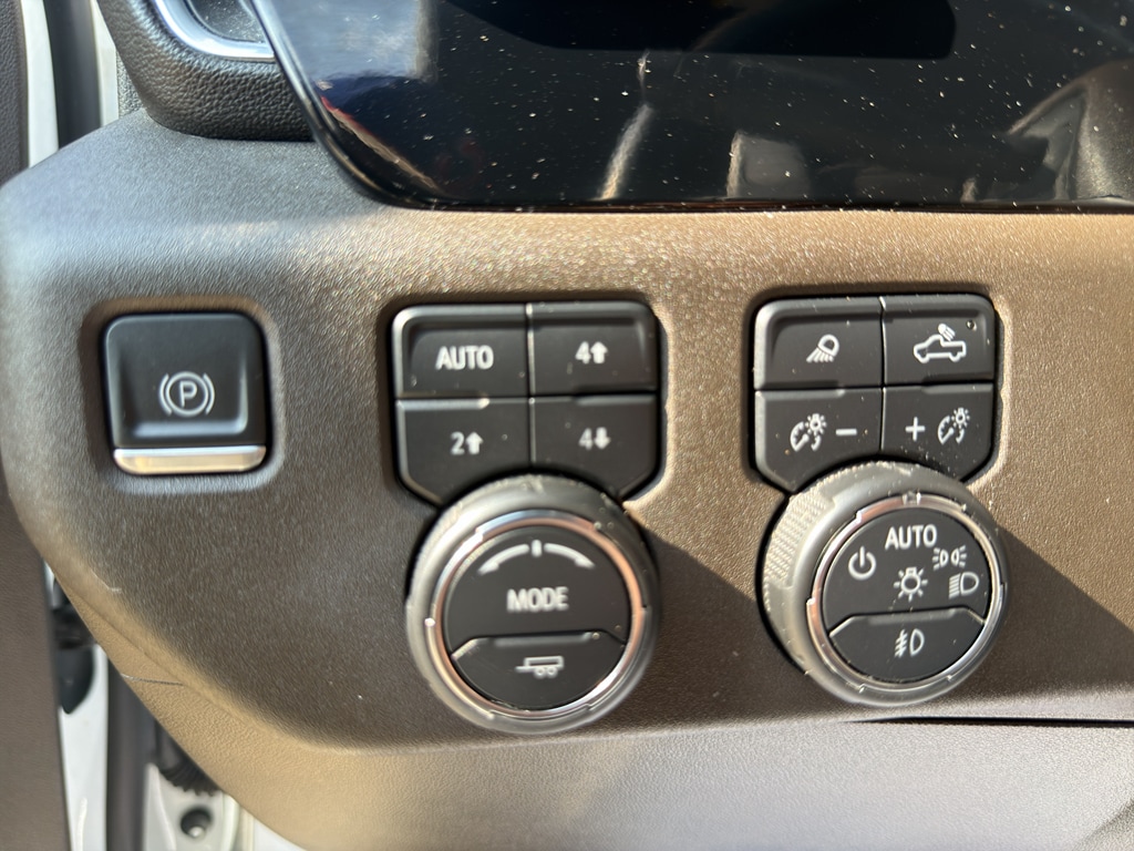 2024 Chevrolet Silverado 1500 LTZ - Photo 25