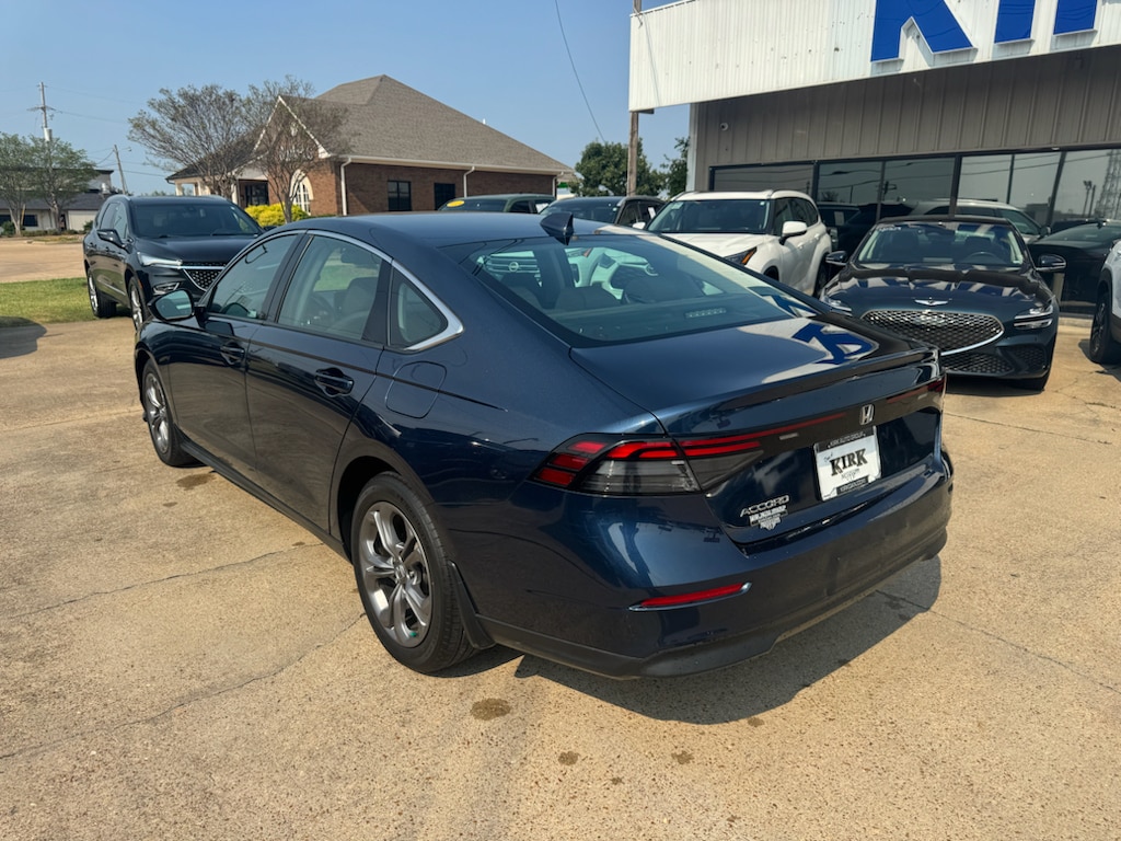 Used 2024 Honda Accord EX Sedan