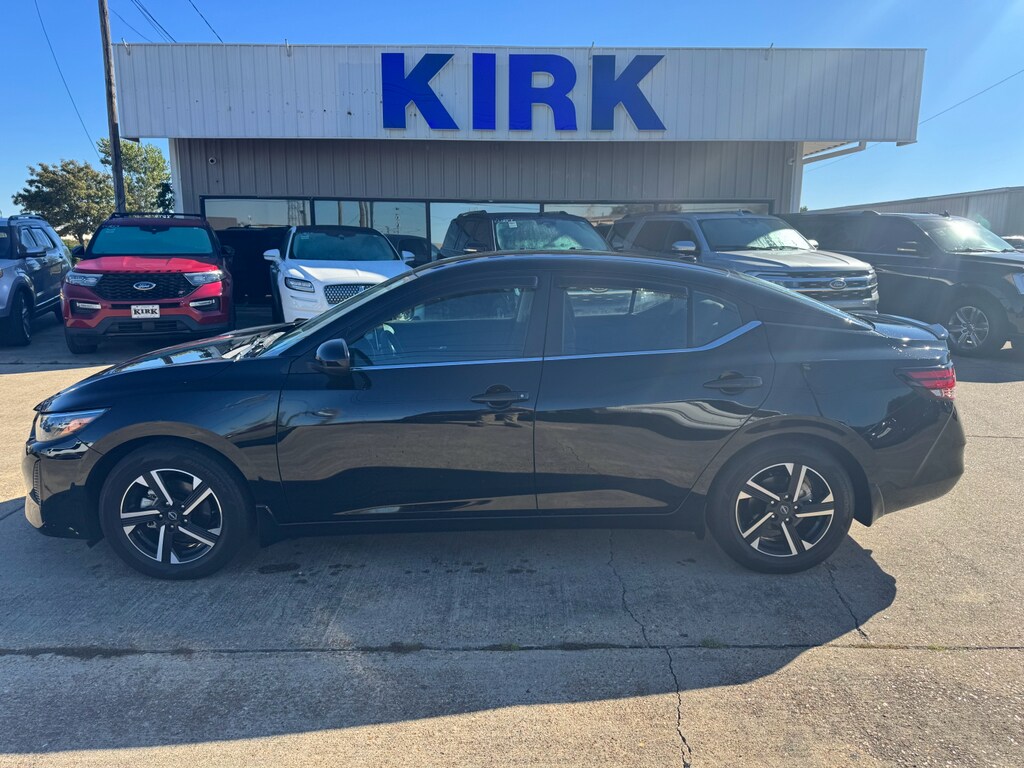 2024 Nissan Sentra SV photo 2