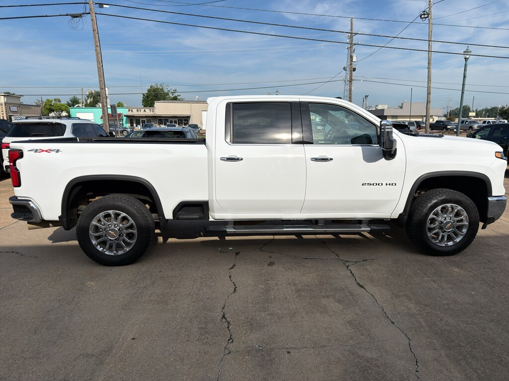 2025 Chevrolet Silverado 2500HD LTZ - Photo 6