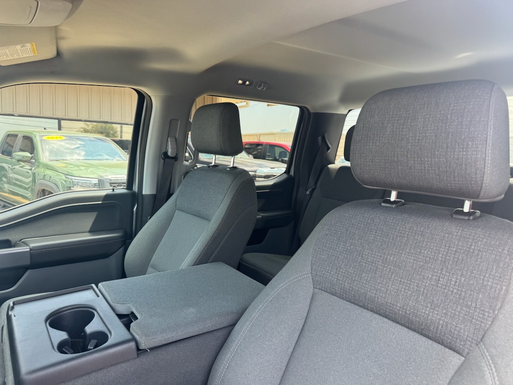 2025 Ford F-150 XLT - Photo 26