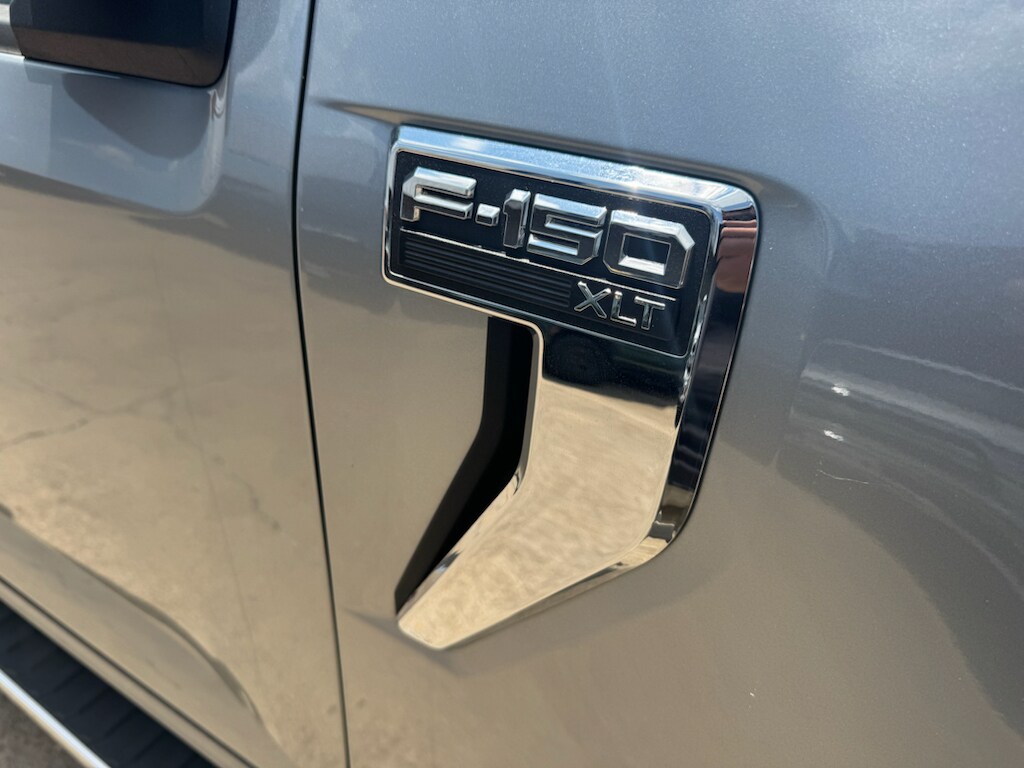 2025 Ford F-150 XLT - Photo 13