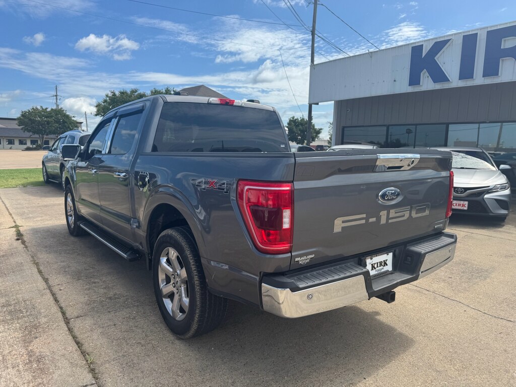 2021 Ford F-150 XLT photo 3