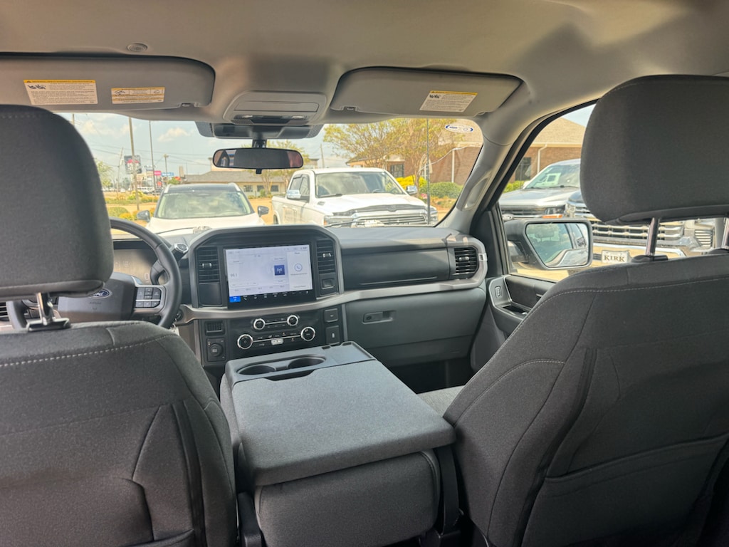 2025 Ford F-150 XLT - Photo 19