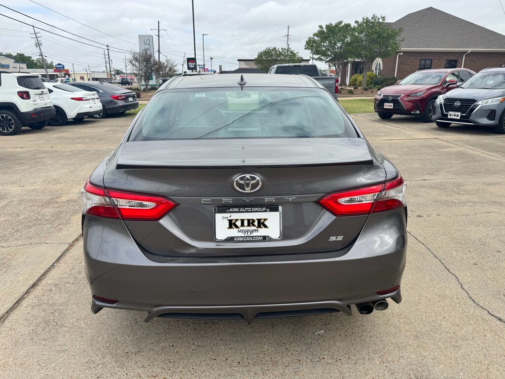 Used 2019 Toyota Camry SE Sedan