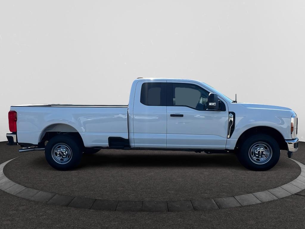 2026 Ford F-250 XL photo 3