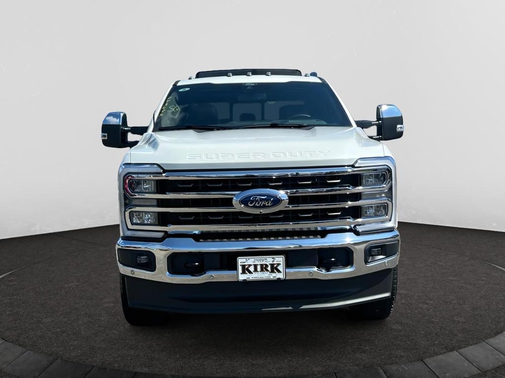 2025 Ford F-250 King Ranch photo 2