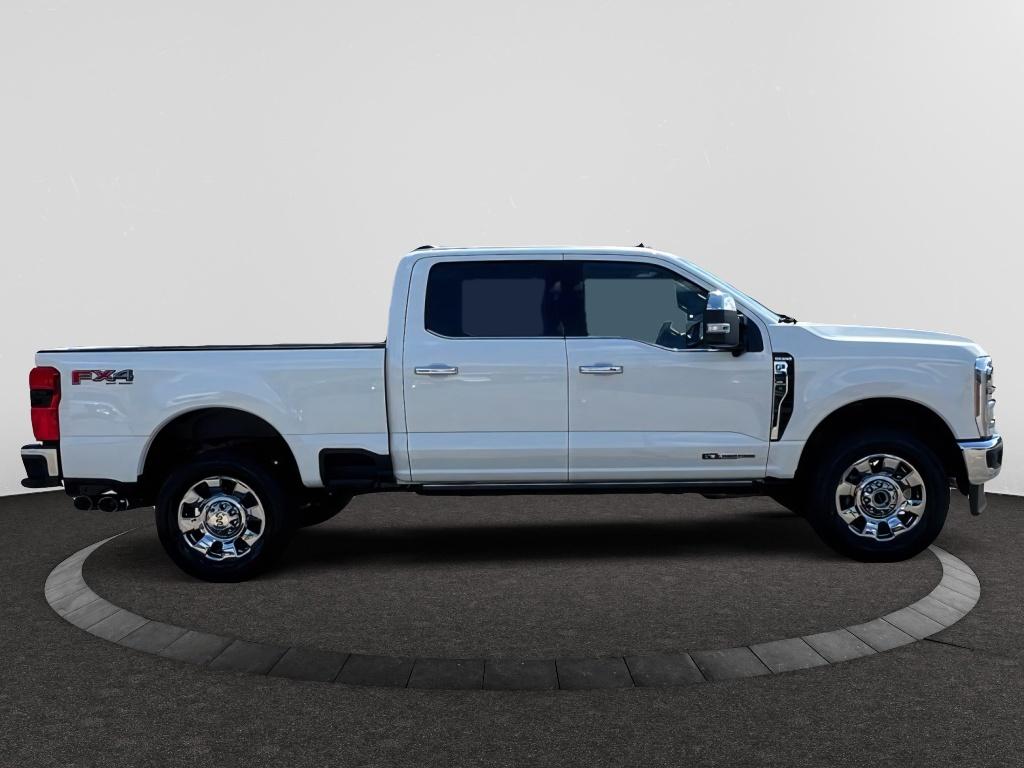 2025 Ford F-250 King Ranch photo 3