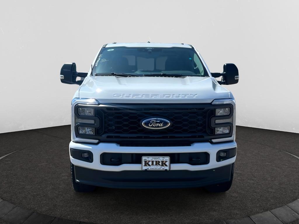 2025 Ford F-250 XL photo 2