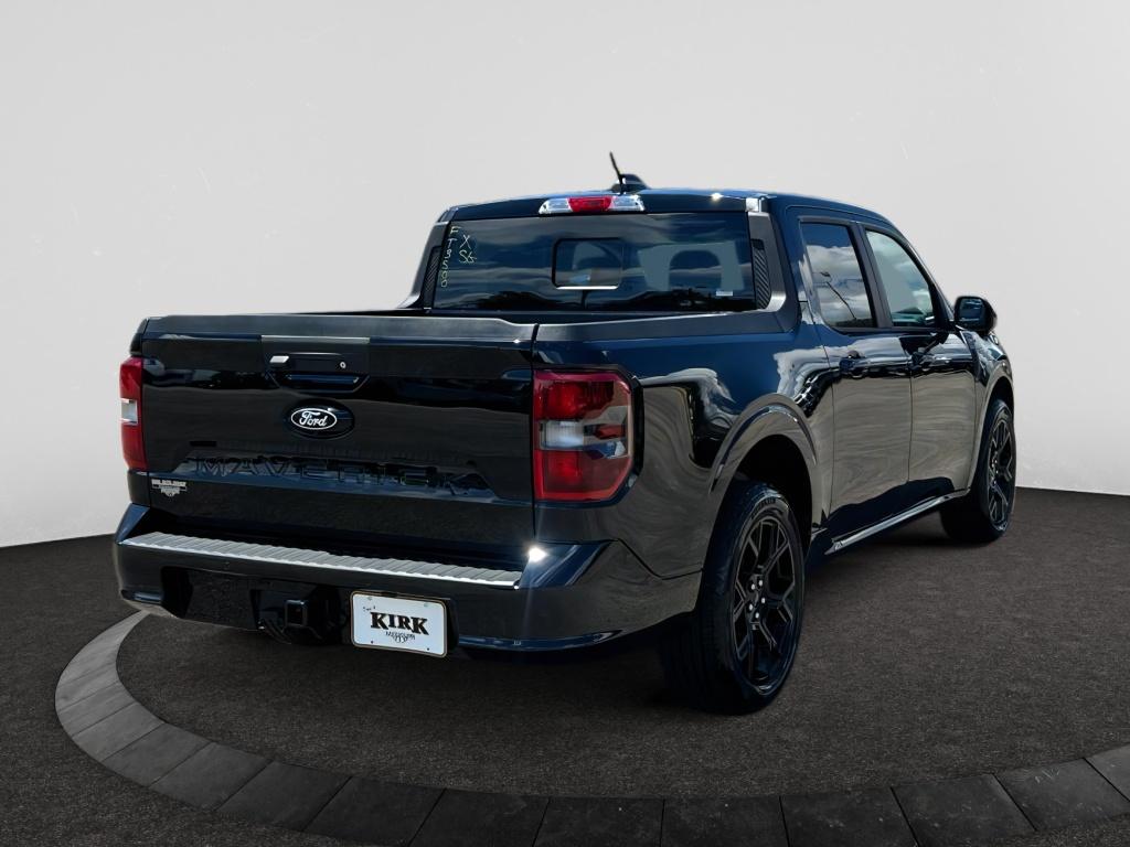 2025 Ford Maverick photo 3