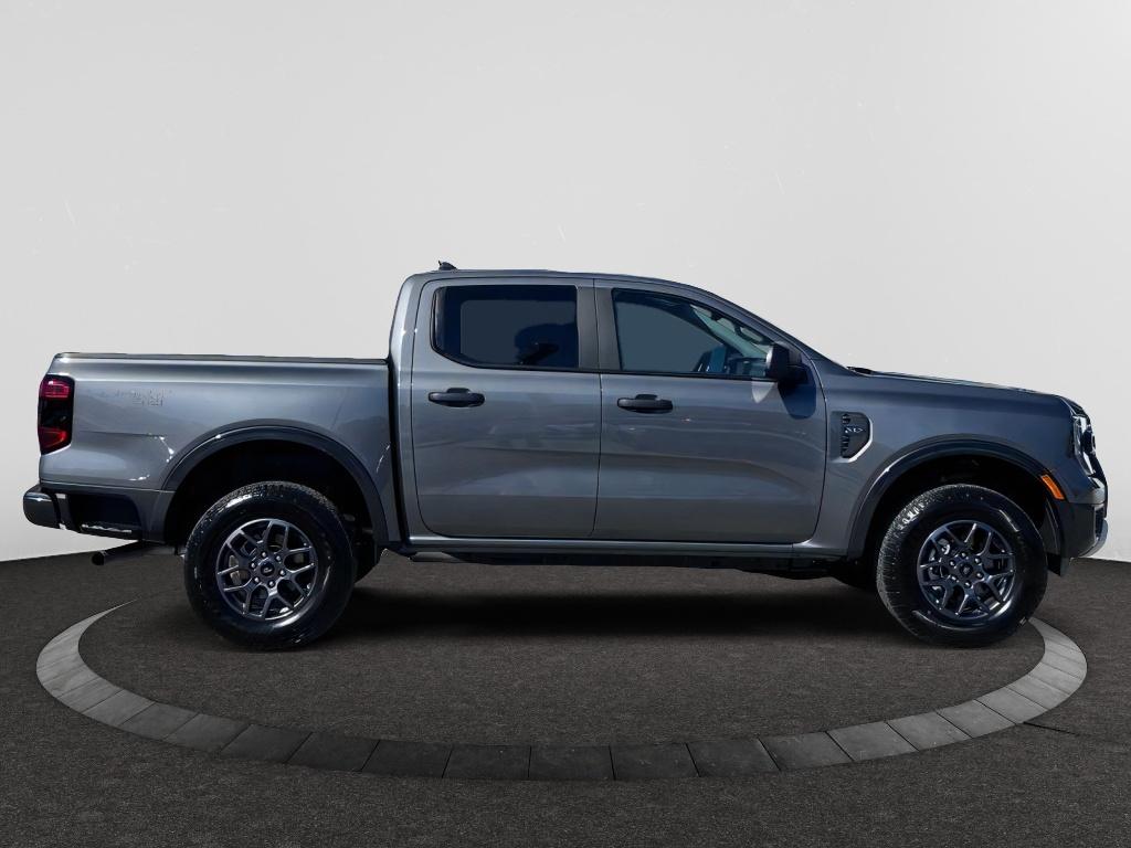 2024 Ford Ranger XLT photo 2