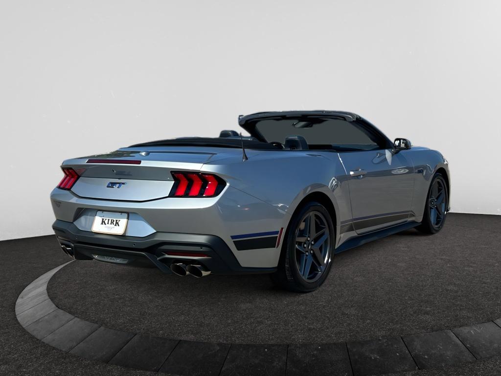 2025 Ford Mustang GT Premium Convertible photo 4